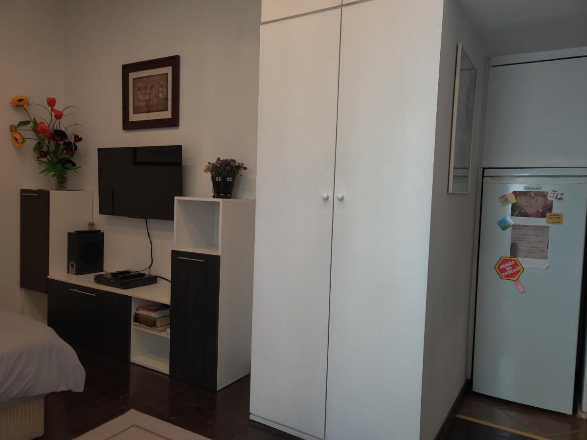 Slavija Square Apartment Cvetni Trg Belgrade Exterior photo